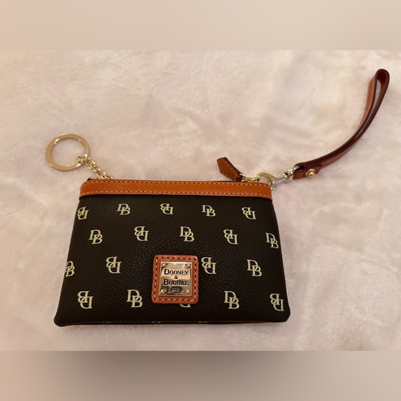 Dooney & Burke Gretta Wrislet Coin Holder Purse - Picture 4 of 5